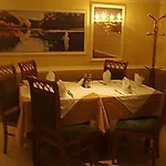 Otel Tafaj 3*