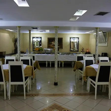 Tafaj Hotel Tirana
