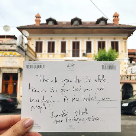 Tafaj Szálloda Tirana