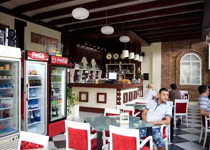 Tafaj Отель Тирана