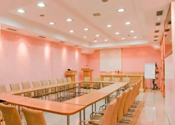 Tafaj Отель Тирана