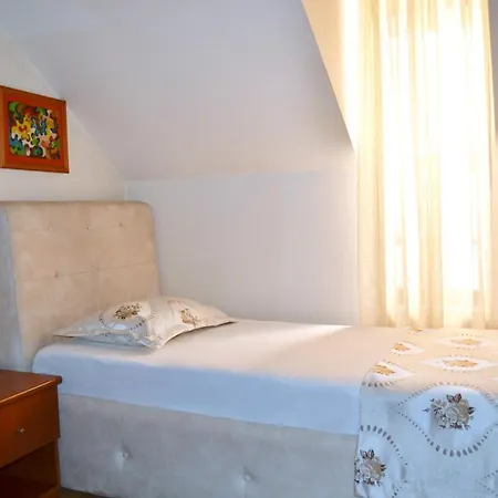 Hotel Tafaj 3*