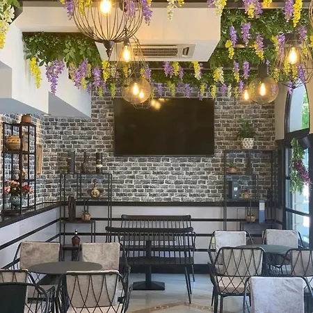 Tafaj Hotel 3*