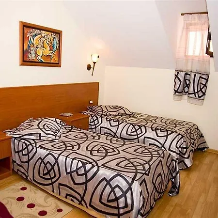 Tafaj Hotel 3*