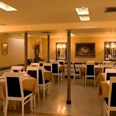 Hotel Tafaj 3*