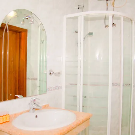 Tafaj 3* Tirana