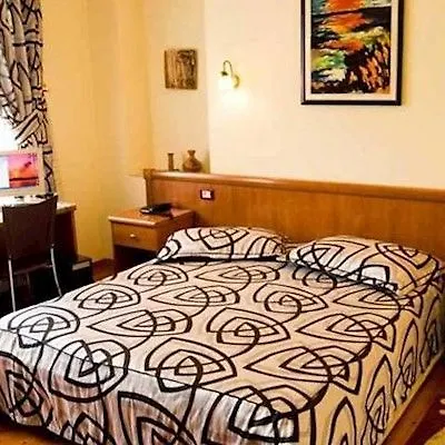 Tafaj Hotel 3*