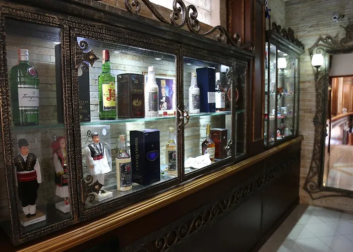 ホテル Tafaj ティラナ